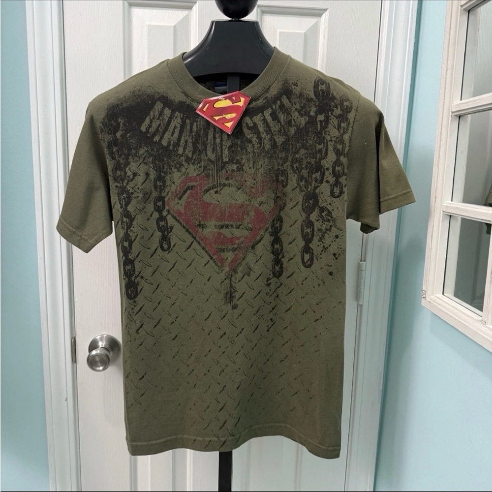 NWT Superman Men's Size Small Olive Army Green Man of Steel Short Sleeve T-shirt